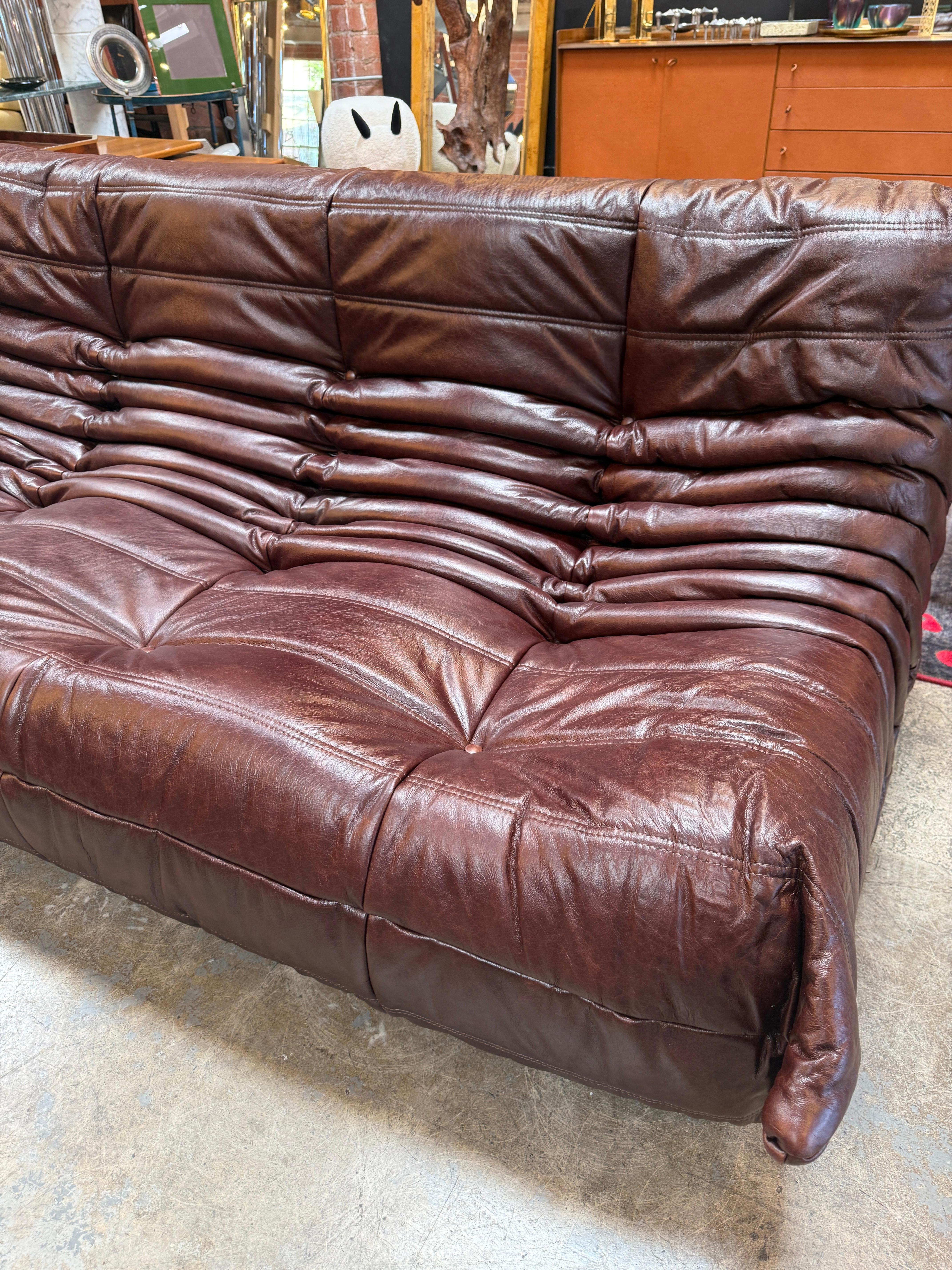Togo Sofa Set of Five Francés en venta