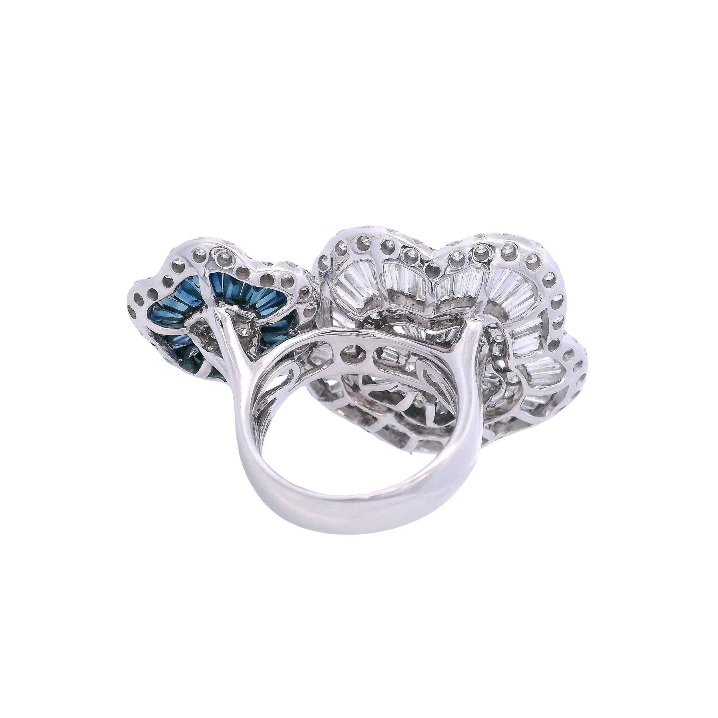 Toi et Moi Bague fleur en or blanc 18kt avec 9.1 CTW en diamants et saphirs Unisexe en vente