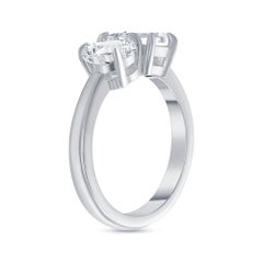 Toi et Moi 2 Carat Emerald Cut Natural Aquamarine and Lab Round Diamond 2 Carat