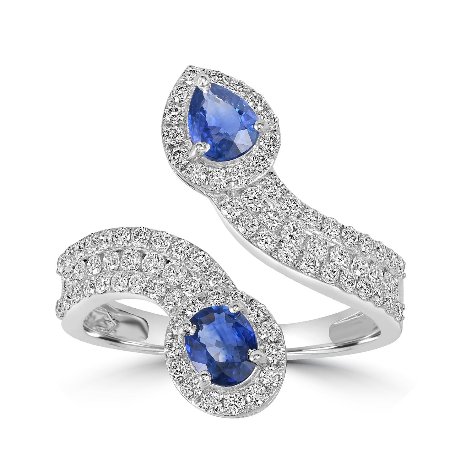 Art déco Toi Et Moi Ceylon Blue Sapphire Spiral Ring With Pave Diamonds In 18k Gold (Bague spirale en saphir bleu de Ceylan avec diamants pavés en or 18k) en vente