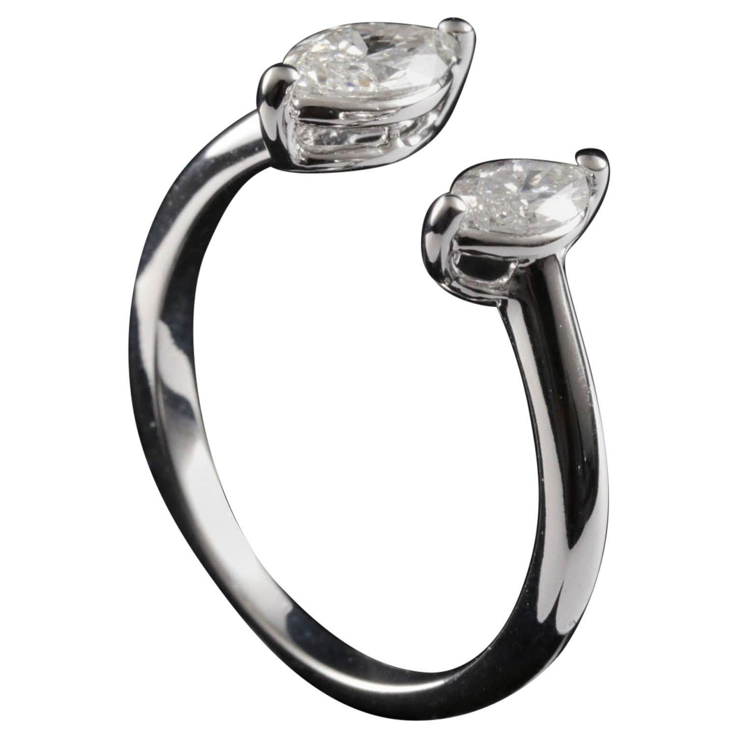 For Sale:  Toi et Moi Diamond Fashion Ring in 18 Karat Gold