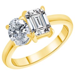 Toi et Moi Emerald Cut and Oval Shape Two Stone Diamond Engagement Ring 1.00 Car