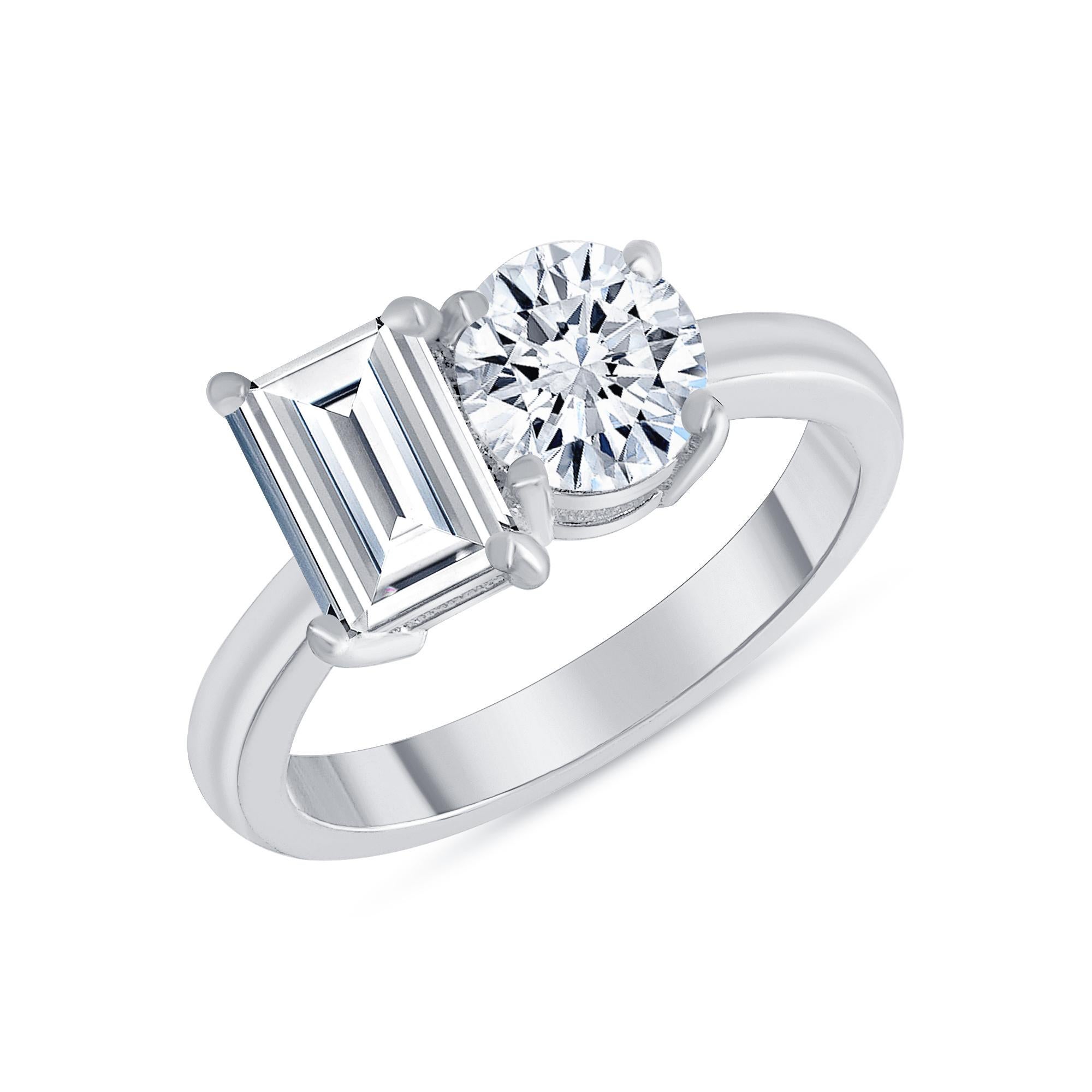 For Sale:  Toi et Moi Emerald Cut and Round Diamond Two Stone Engagement Ring 1.00 Carat 2