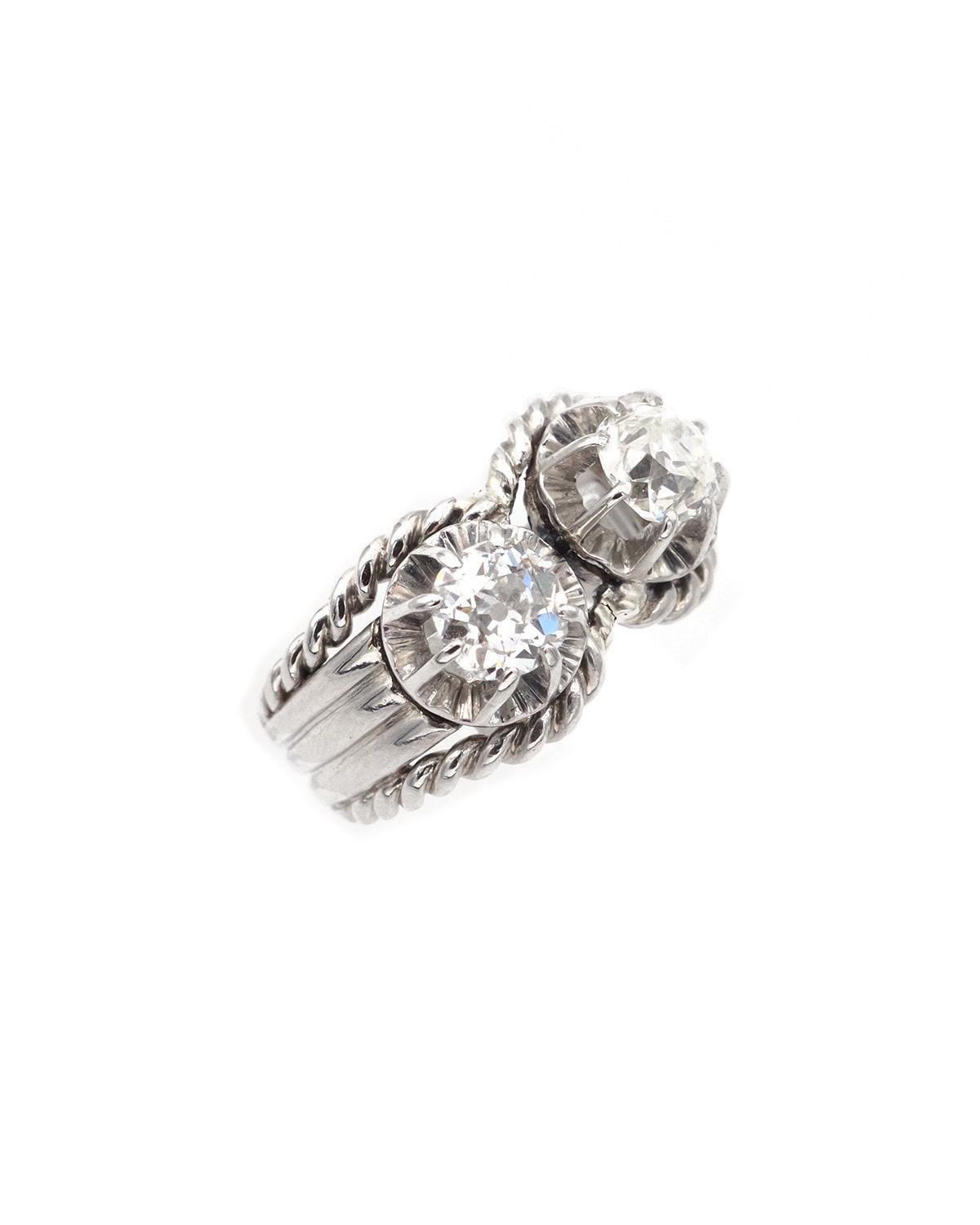 Taglio vecchia miniera Toi et Moi, anello francese in platino e diamanti degli anni '50, anello a corde retrò in vendita
