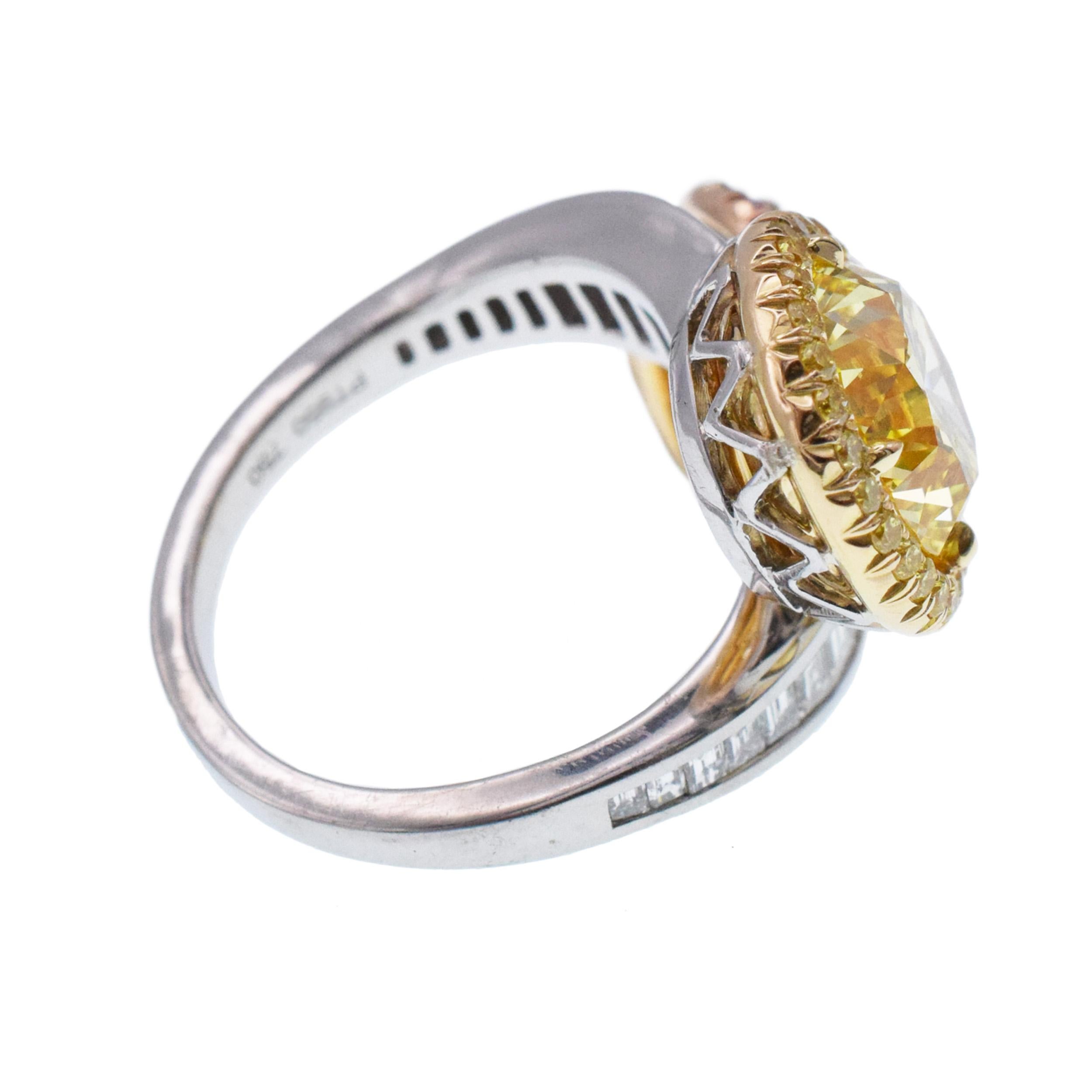 Toi et Moi GIA Vivid Yellow Diamond Ring For Sale 2