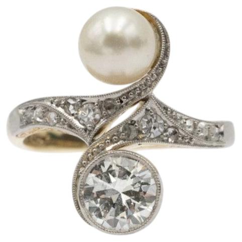 Toi et Moi gold Ring with 1.10 ct Diamonds and Pearl