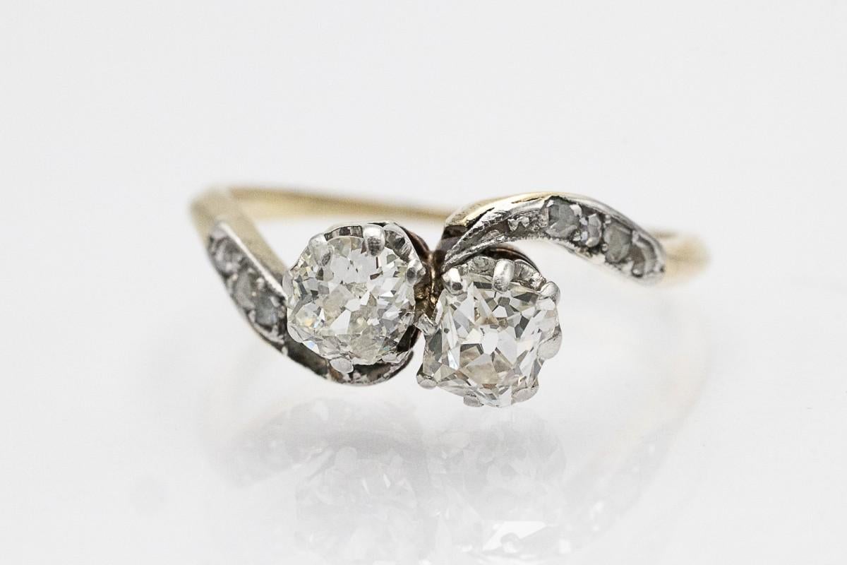 Toi et Moi gold ring with diamonds, early 20th century. en venta 3