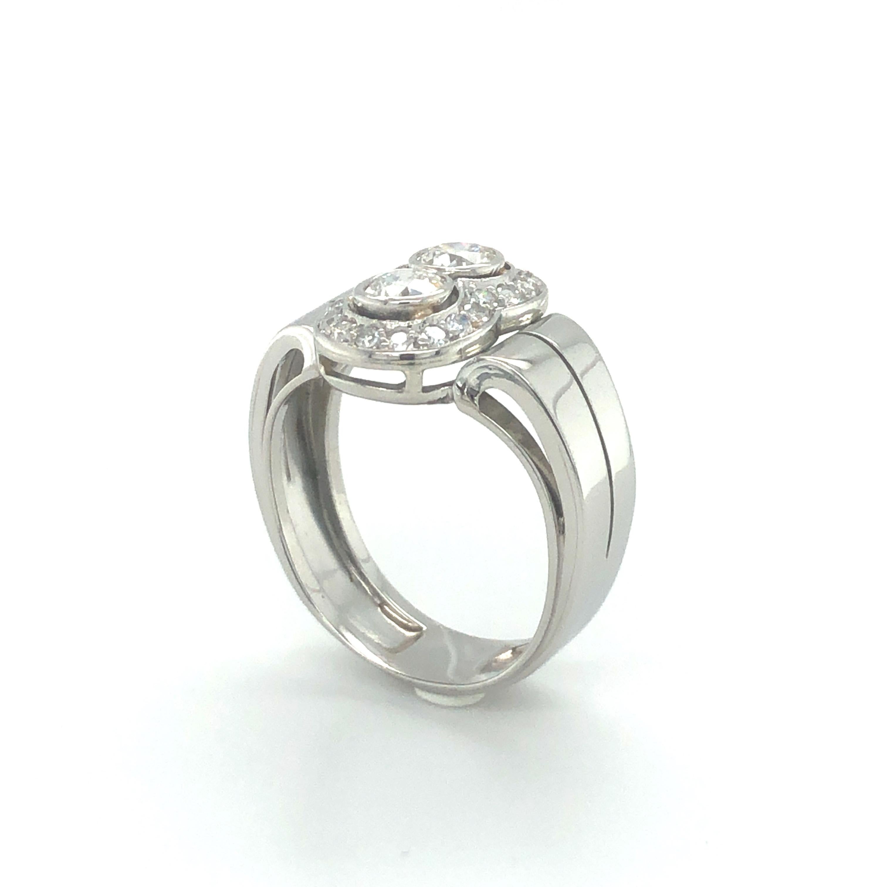 Toi et Moi Old European Cut Diamond Ring in 18 Karat White Gold and Platinum 2