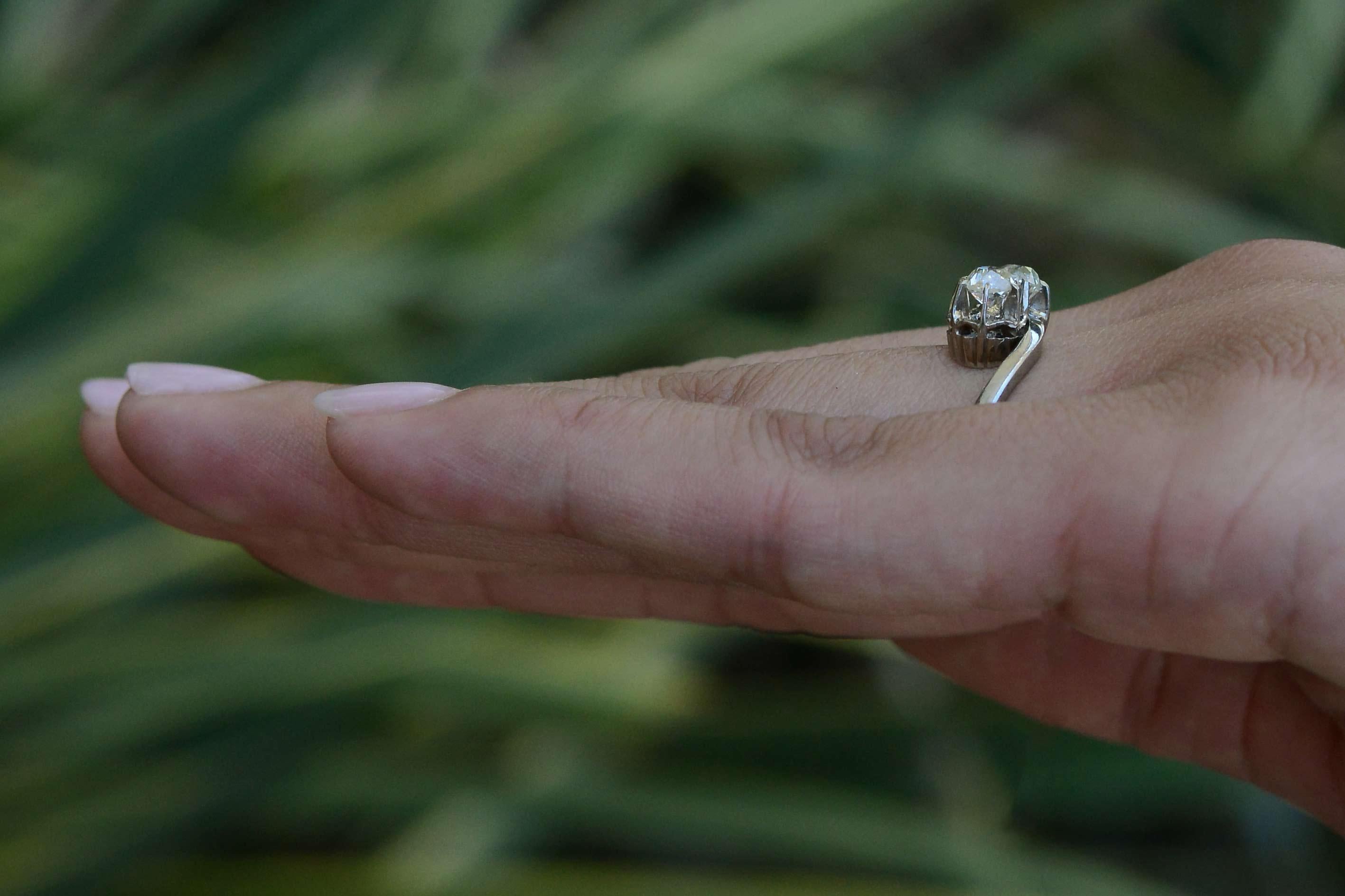 Art Deco Toi Et Moi Old Mine Cut Diamond 2 Stone Engagement Ring For Sale