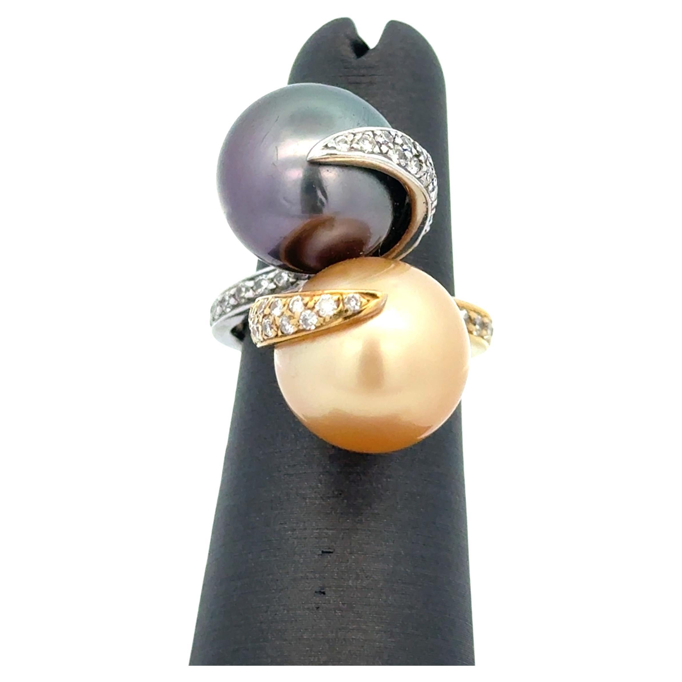 Toi et Moi Pearl Diamond Ring 18K For Sale