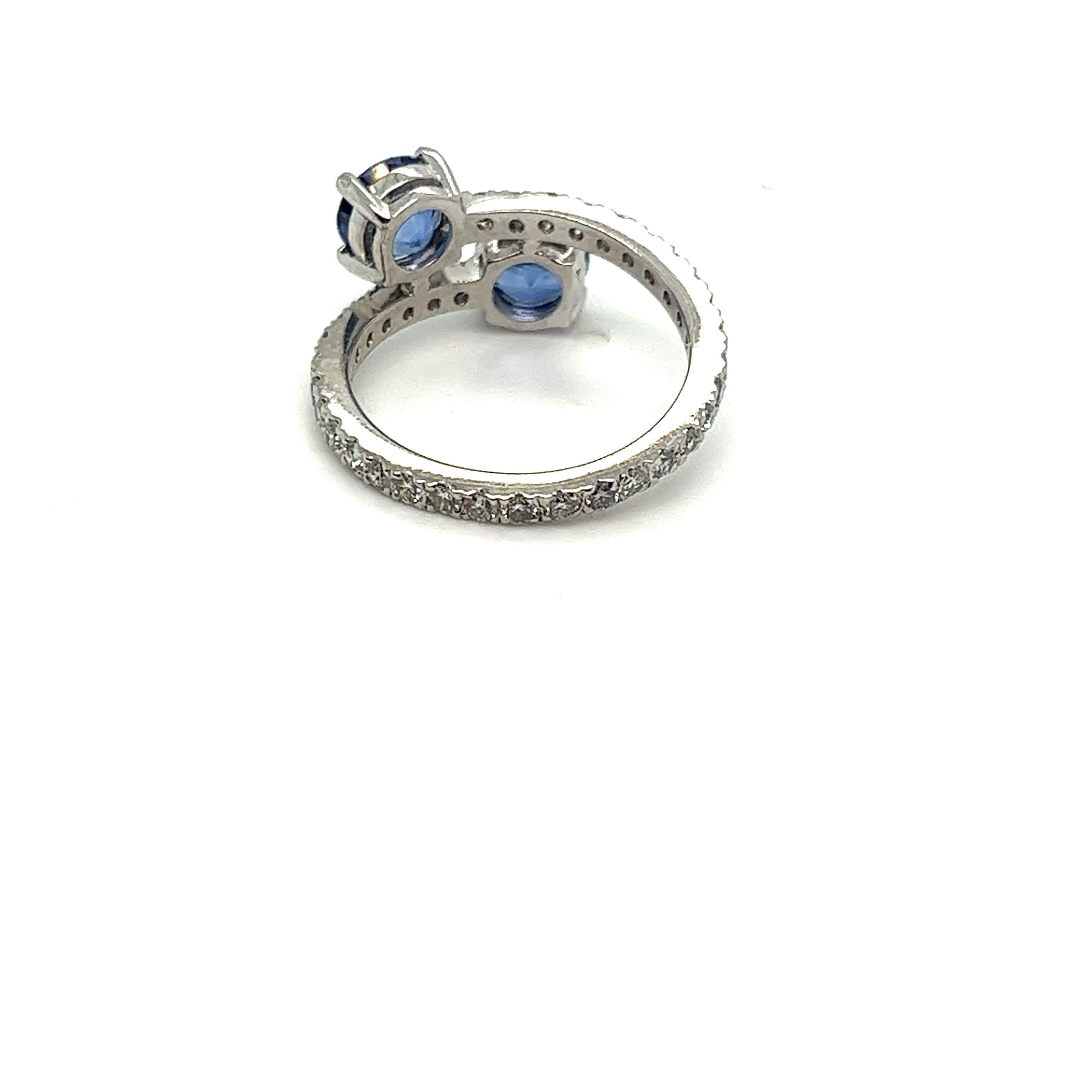 Contemporary Toi et Moi  Ring with 2 Carat Sapphires and 0.70 Carat Diamonds - Platinum.