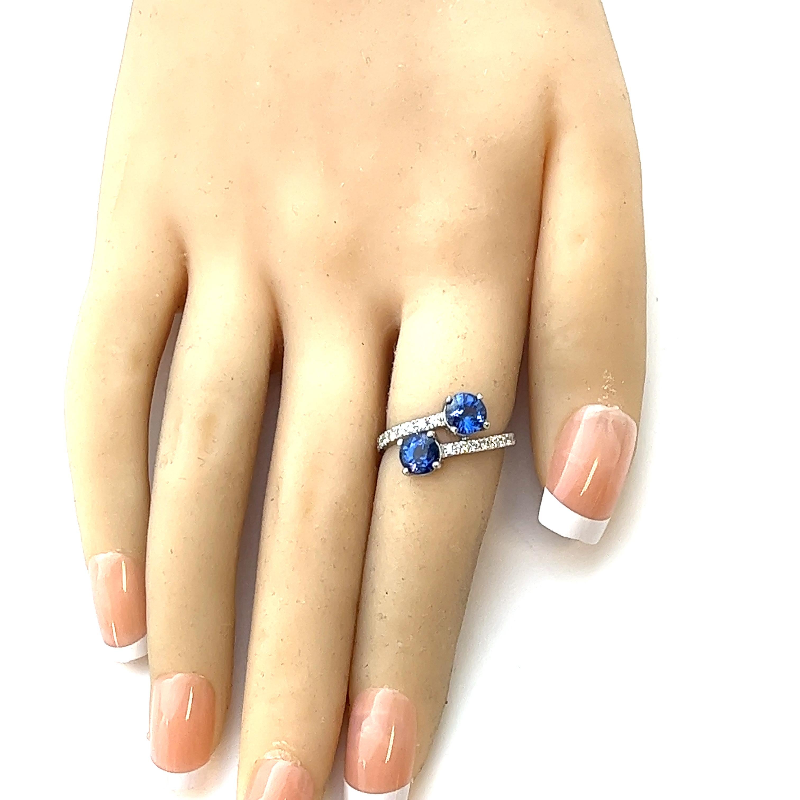 Round Cut Toi et Moi  Ring with 2 Carat Sapphires and 0.70 Carat Diamonds - Platinum.