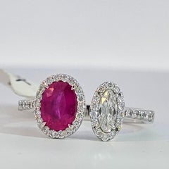 Toi-et-Moi Ring mit Rubin und Diamant