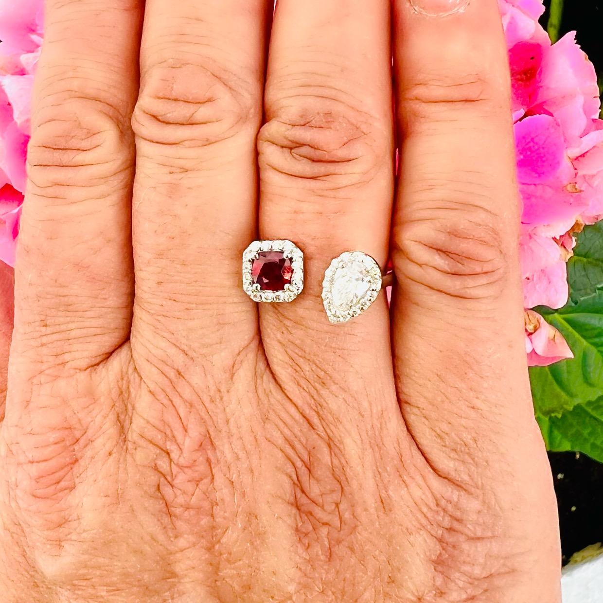 Toi Et Moi Ruby & Diamond Ring In Excellent Condition For Sale In San Francisco, CA
