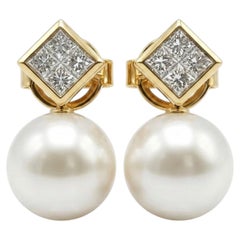 Toi et Moi Yellow Gold Earrings with Diamonds and South Sea Pearls