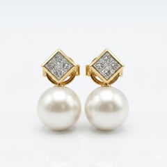 "Toi et Moi" Yellow Gold Earrings with Princess-Cut Diamonds and South Sea Pearl