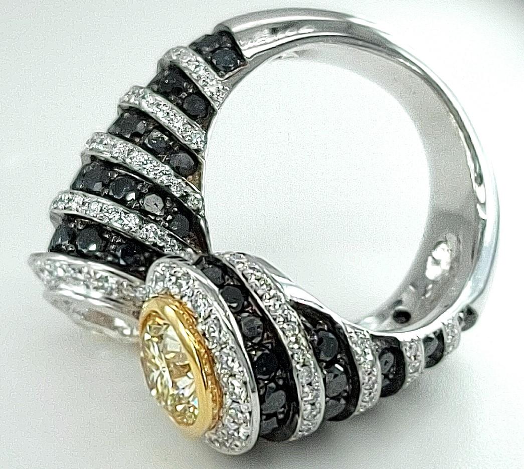 Bague Toi & Moi en or blanc 18 carats avec diamants 1,14 carat et 1,28 carat en vente 4
