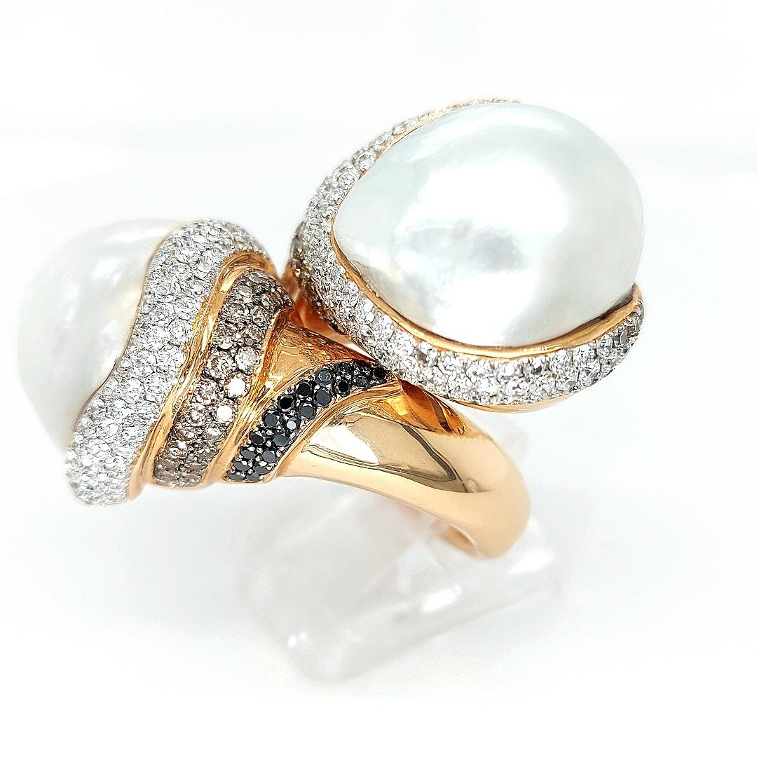 Grande bague Toi & Moi en perles des mers du Sud avec diamants blancs, noirs et bruns en vente 3
