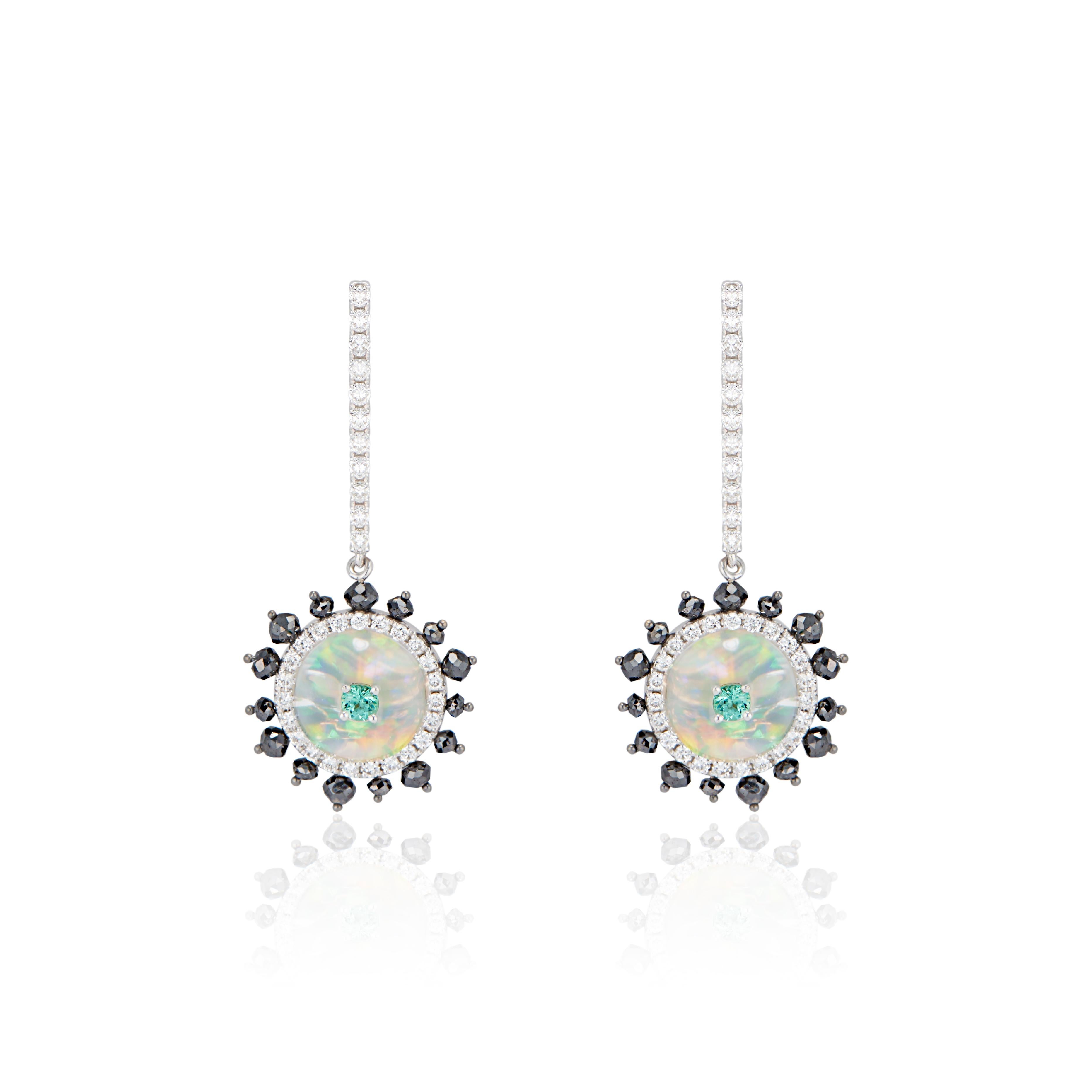 Bague Toi Moi en perles d'opales, émeraudes et diamants Neuf - En vente à Houston, TX