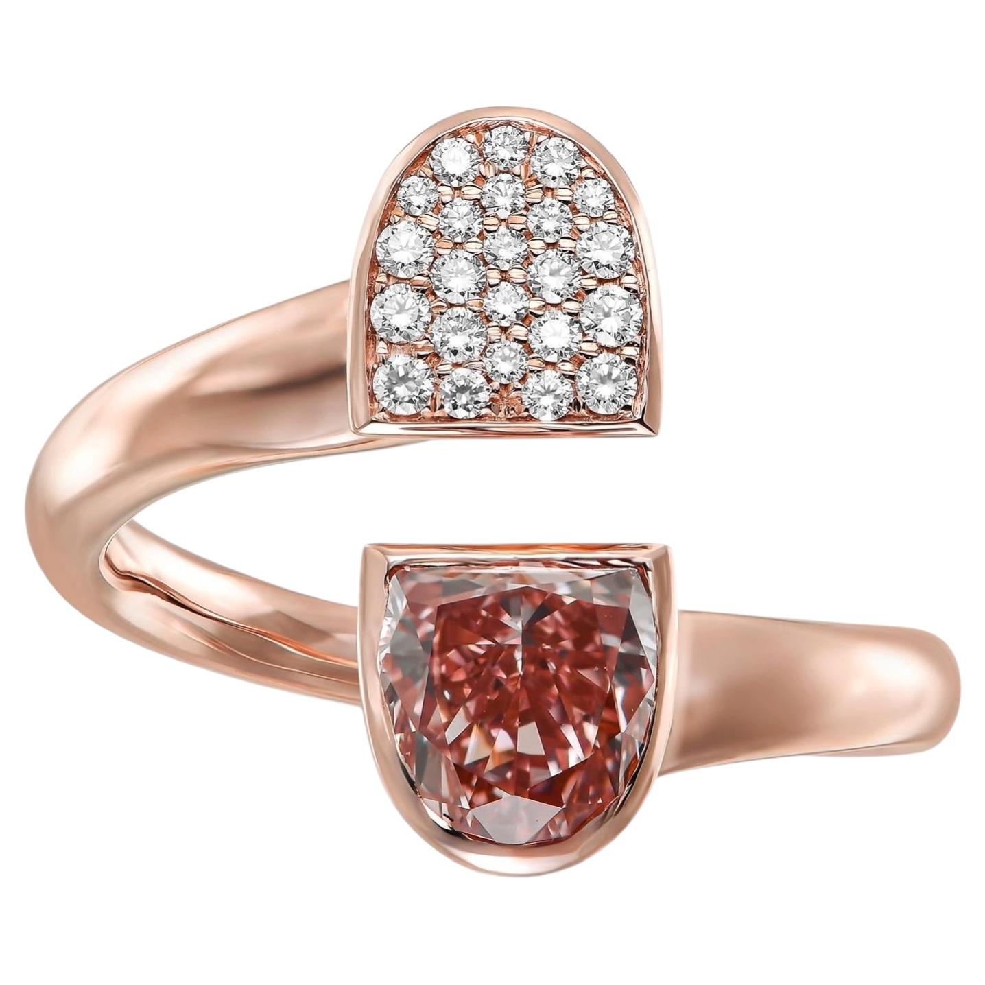 Parure de bagues « Toi & Moi » 1,70 carats au total, diamants rose fantaisie en forme de demi-lune (couleur traitée), or rose 14 carats en vente