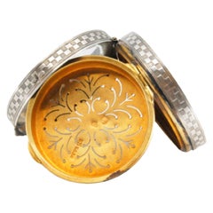 Toiletry box in guilloche silver with a gold-colored, cut-out interior