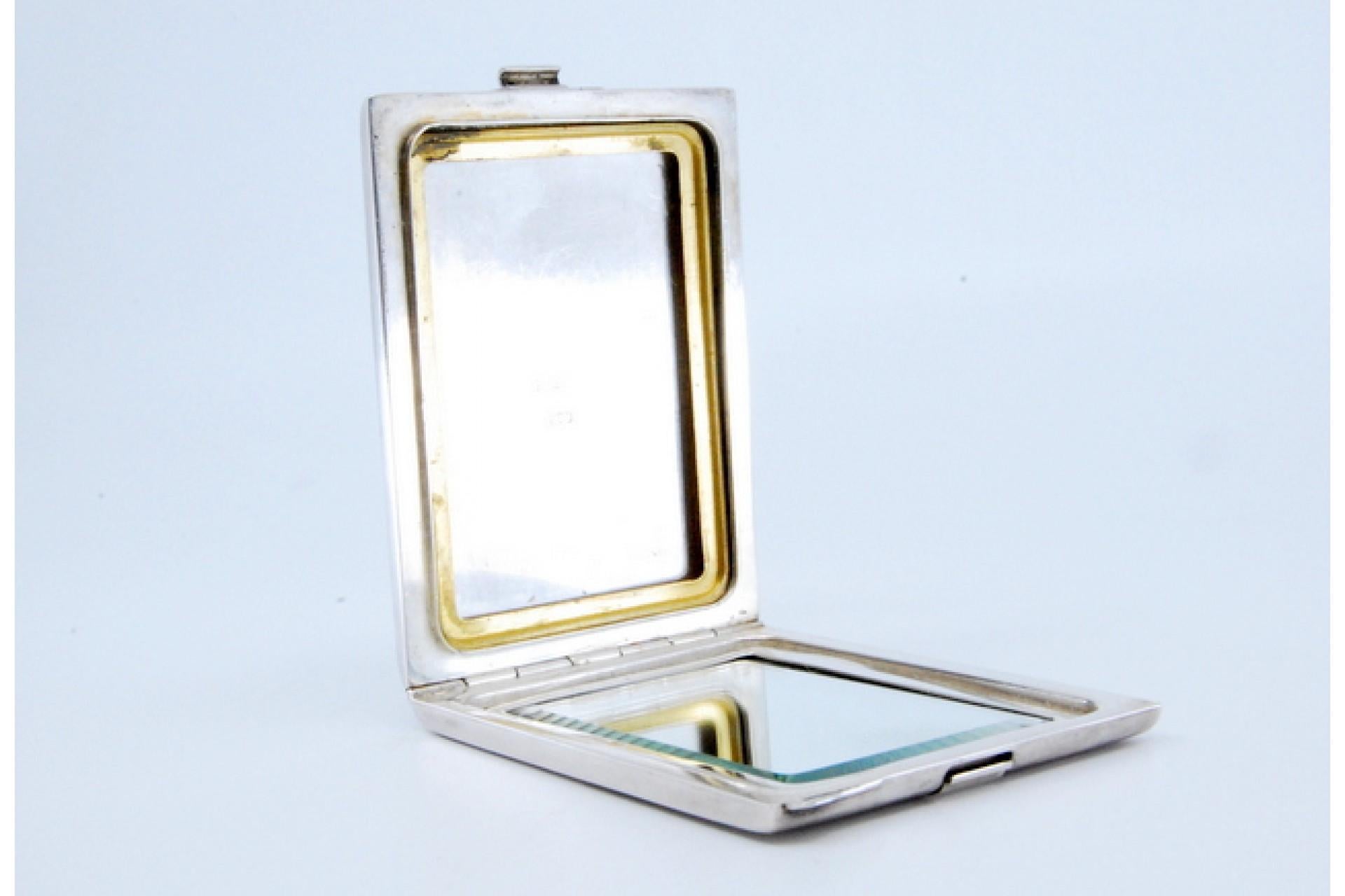 Toiletry box in guilloche silver with mirror inside For Sale 1