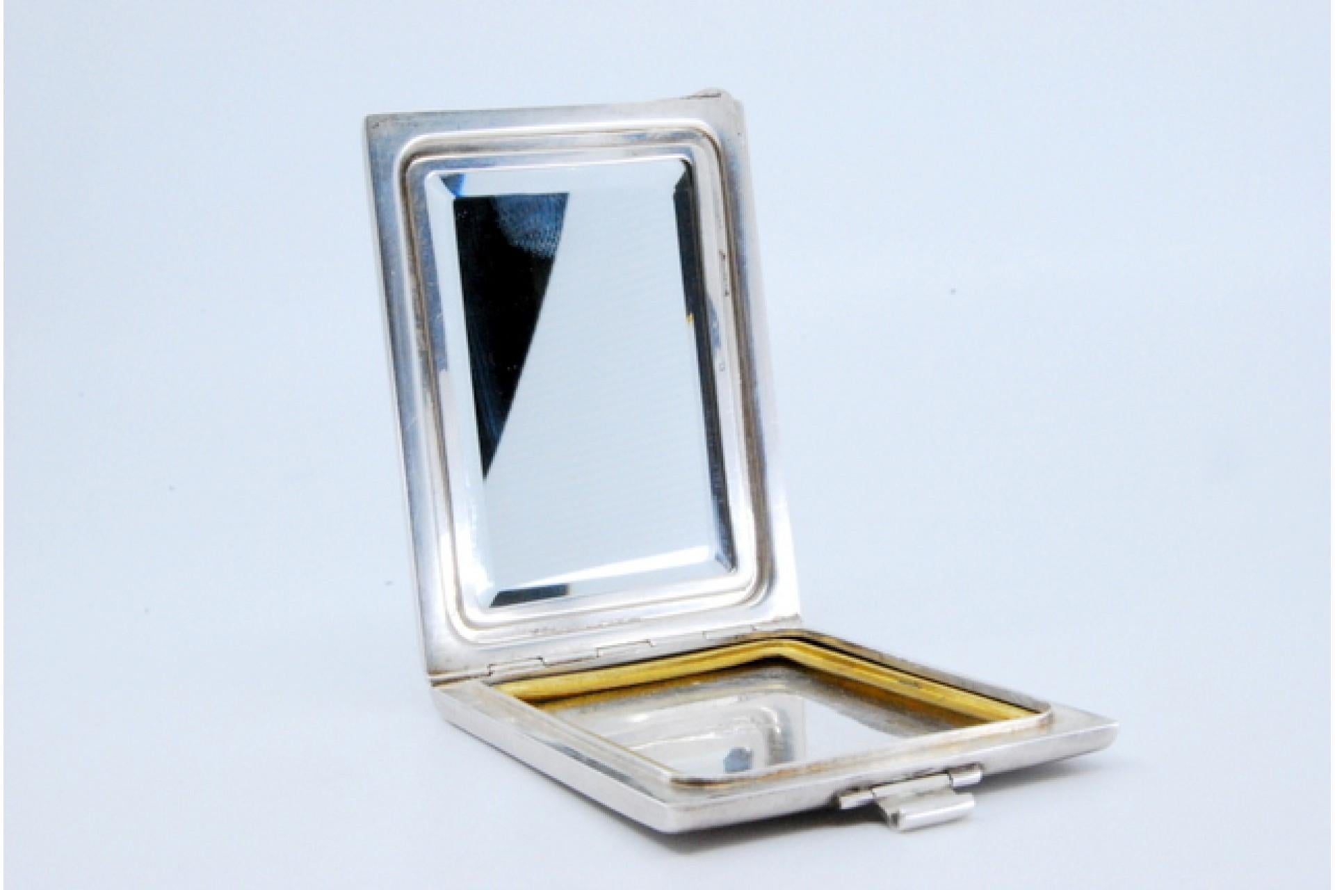 Toiletry box in guilloche silver with mirror inside For Sale 2