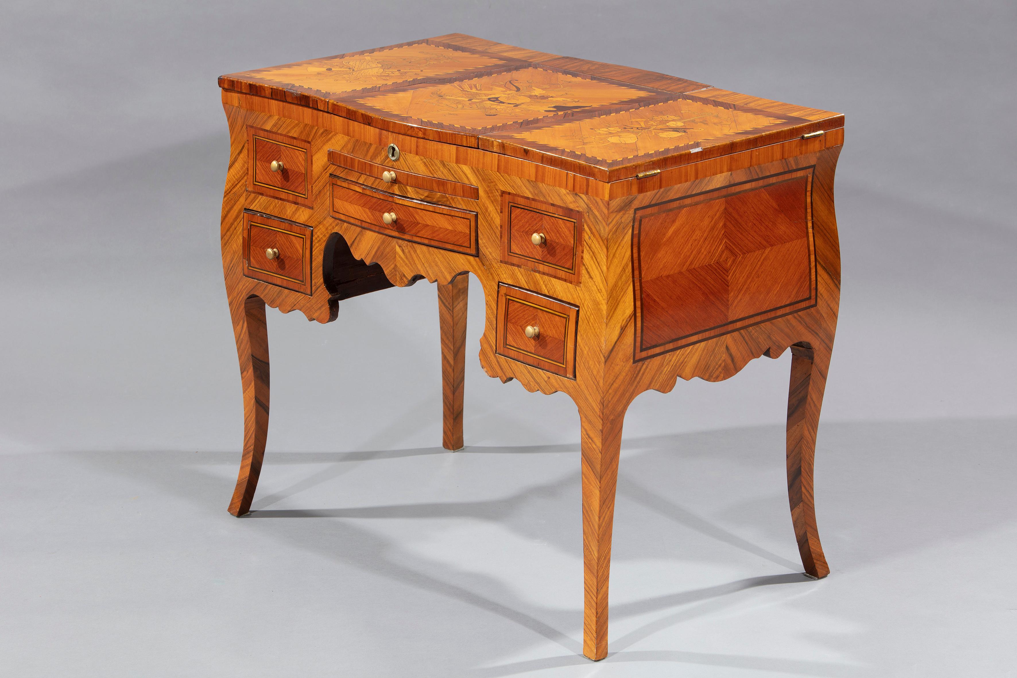 Italian Centerpiece toilet in bois de rose and various woods, France, 18th century For Sale