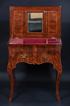 Louis XV toilet, from the center, moved on all four sides