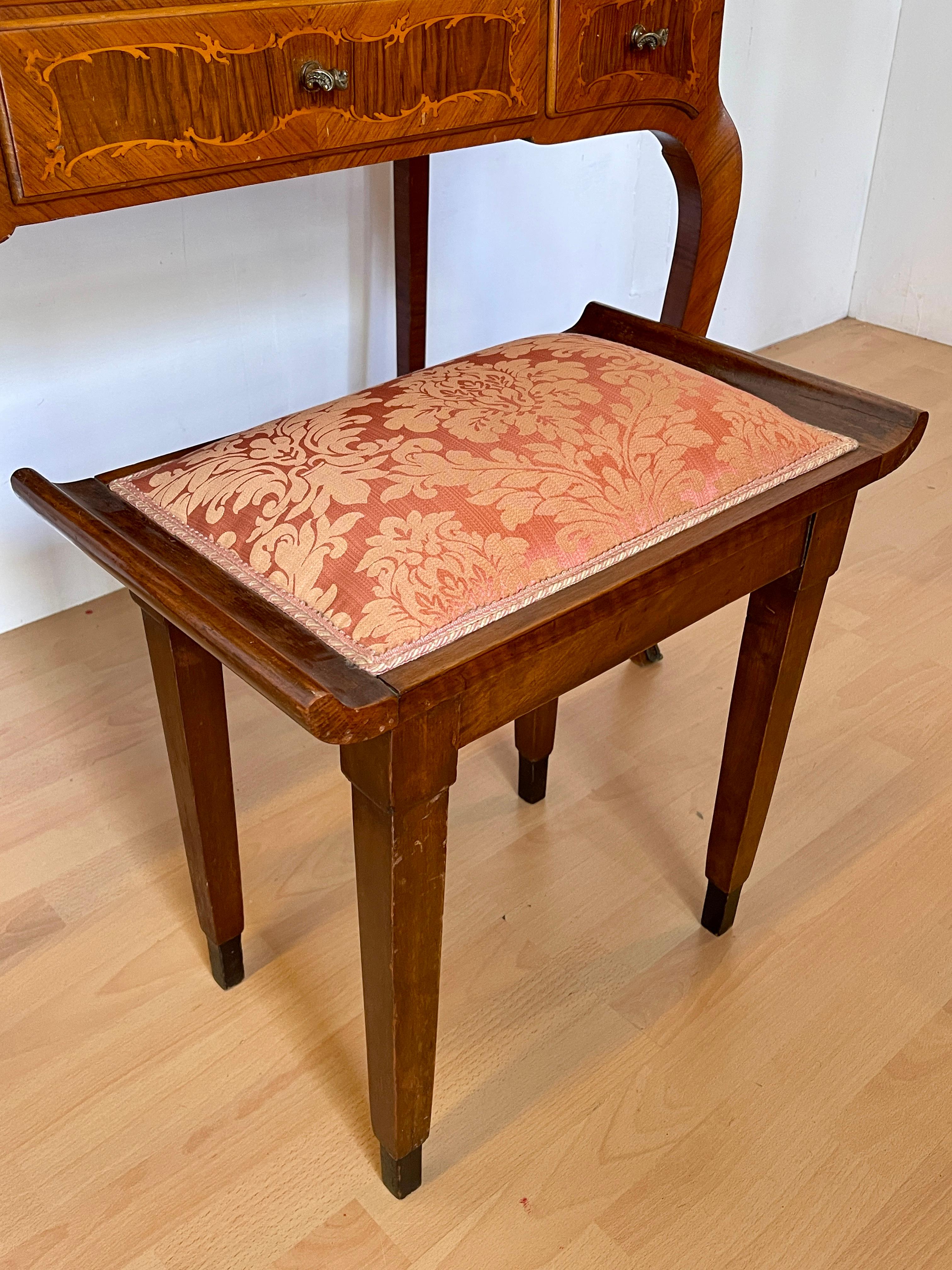 Vintage toilet with three mirrors and upholstered Italian stool from the 1980s For Sale 7