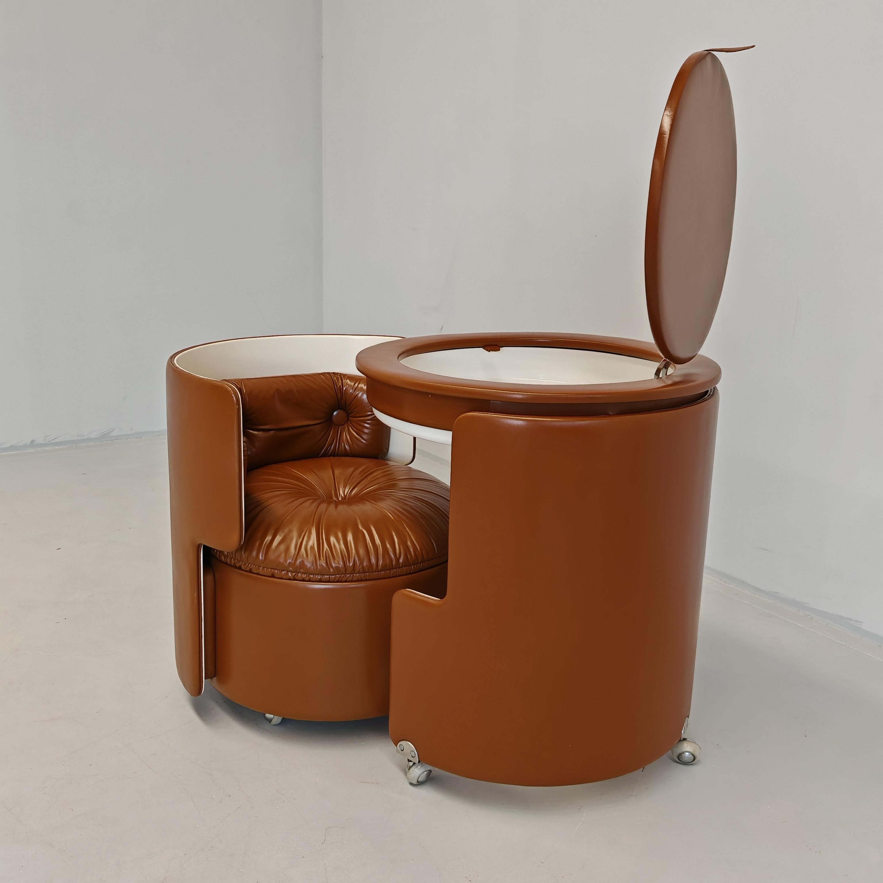 Toillette with armchair Dilly Dally  brown  70s by Luigi Massoni for Frau For Sale 7