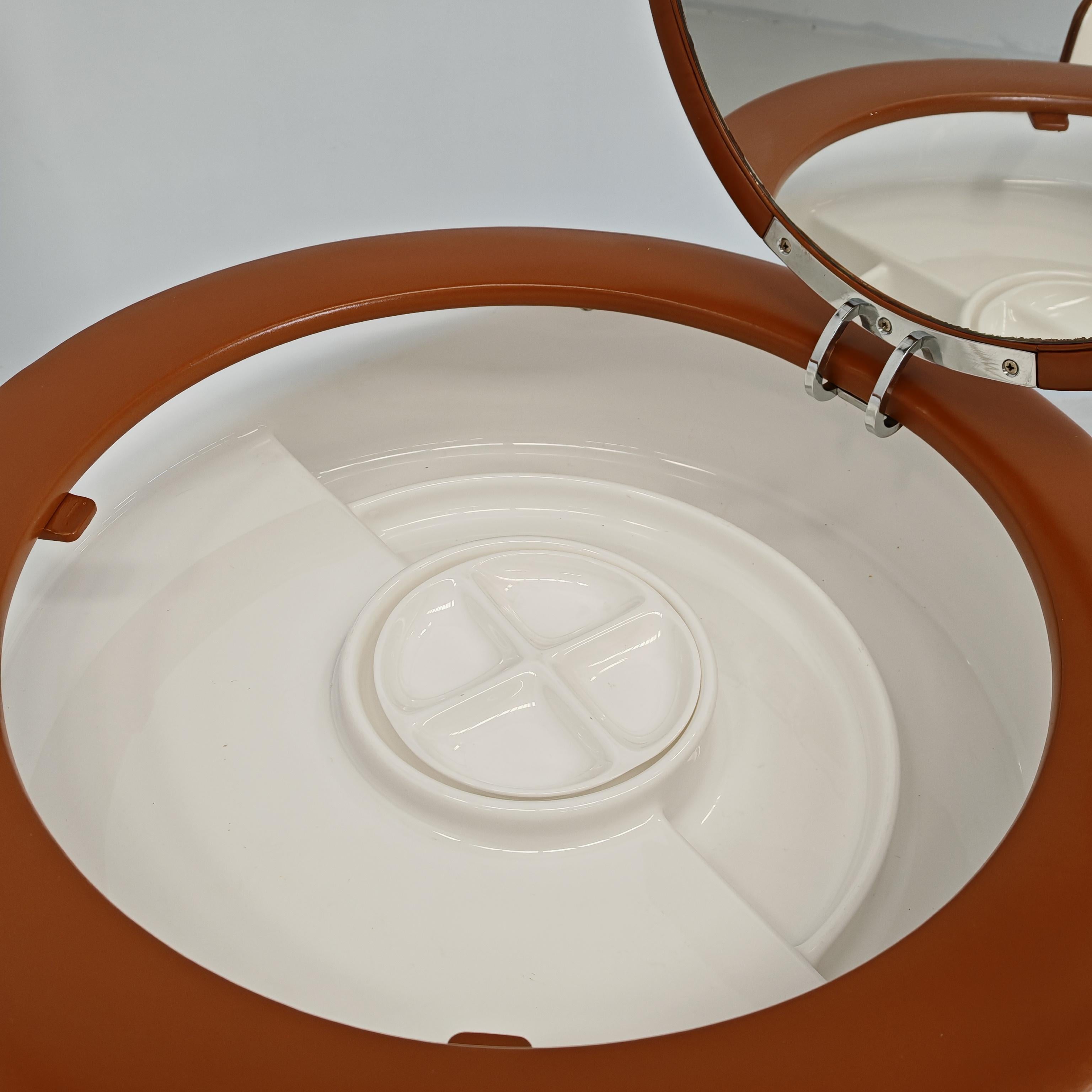 Italian Toillette with armchair Dilly Dally  brown  70s by Luigi Massoni for Frau For Sale