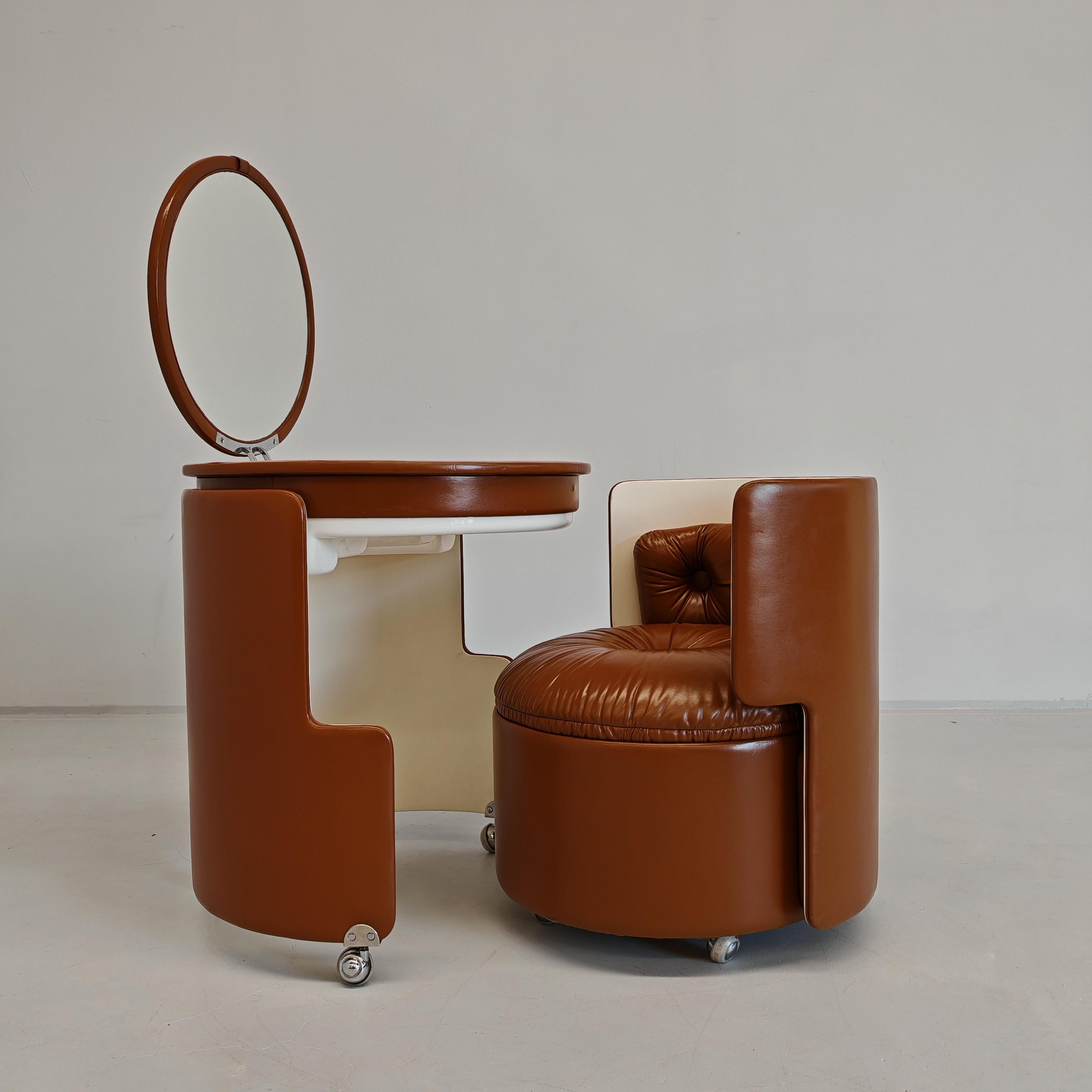 Metal Toillette with armchair Dilly Dally  brown  70s by Luigi Massoni for Frau For Sale