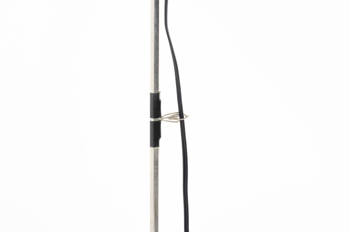 Toio floor lamp by Achille and Pier Giacomo Castiglioni for Flos, 1962 In Good Condition For Sale In JASSANS-RIOTTIER, FR