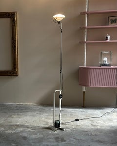 Lampe sur pied « Toio », conçue par Achille et Pier Giacomo Castiglioni pour Flos, vers 1960