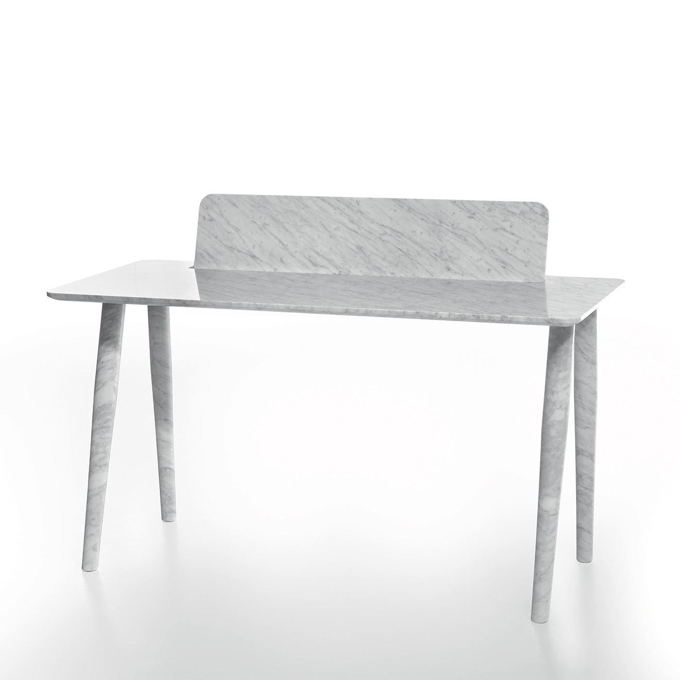 Writing desk available in white Carrara marble, black Marquina marble and on request in other types of stones.