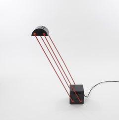 Tokio-Tischlampe von Shigeaki Asahara für Stilnovo in Rot und Schwarz