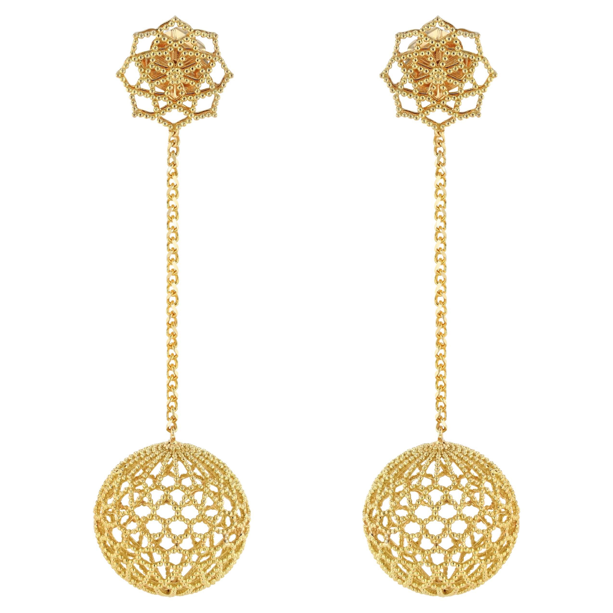 Pink Coral Spheres, 18K Yellow Gold Retrò Dangle/Clipon Earrings For Sale at 1stDibs