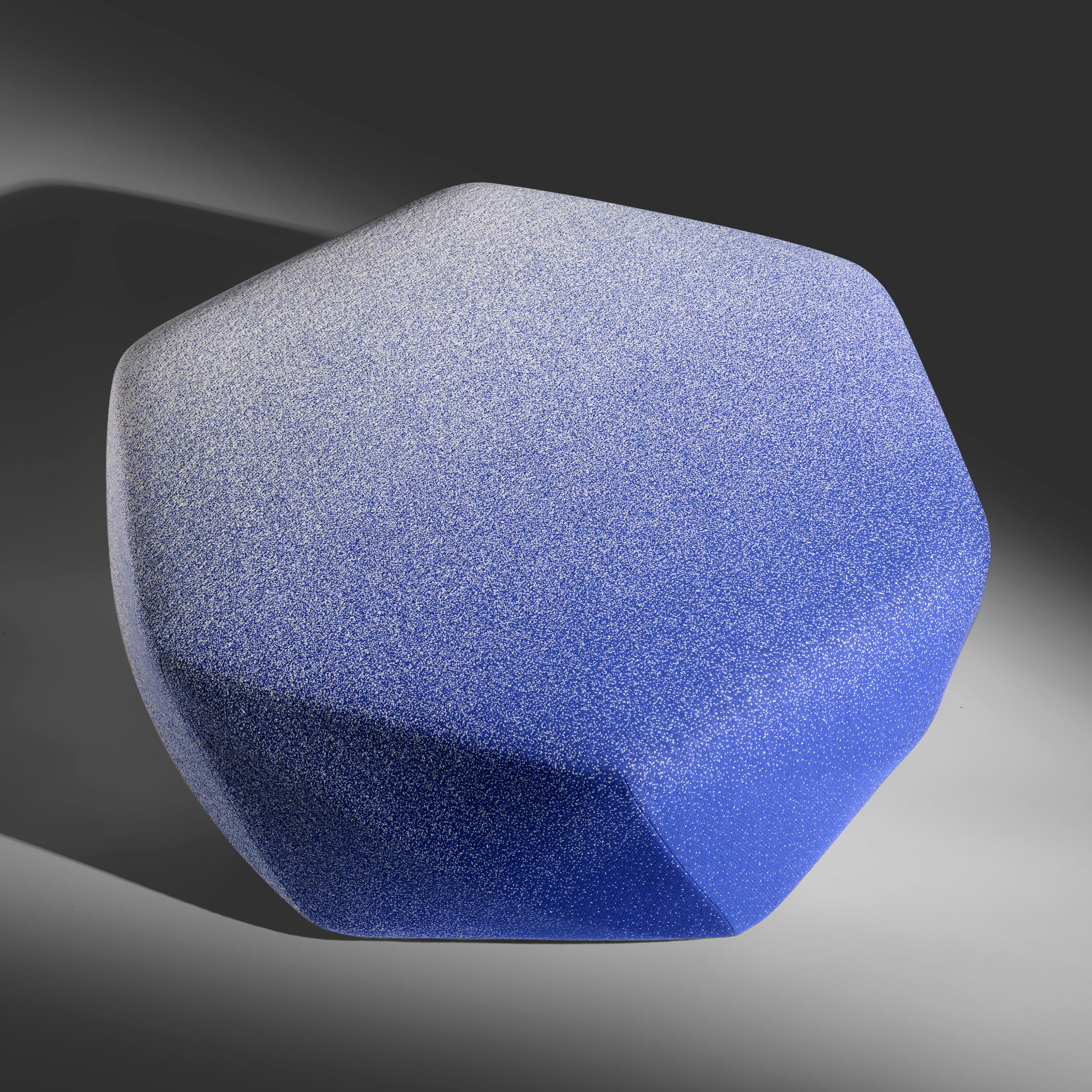 TokuJiin Yoshioka Medium Brook Ottomane für Moroso Italien, 2018 (21. Jahrhundert und zeitgenössisch) im Angebot