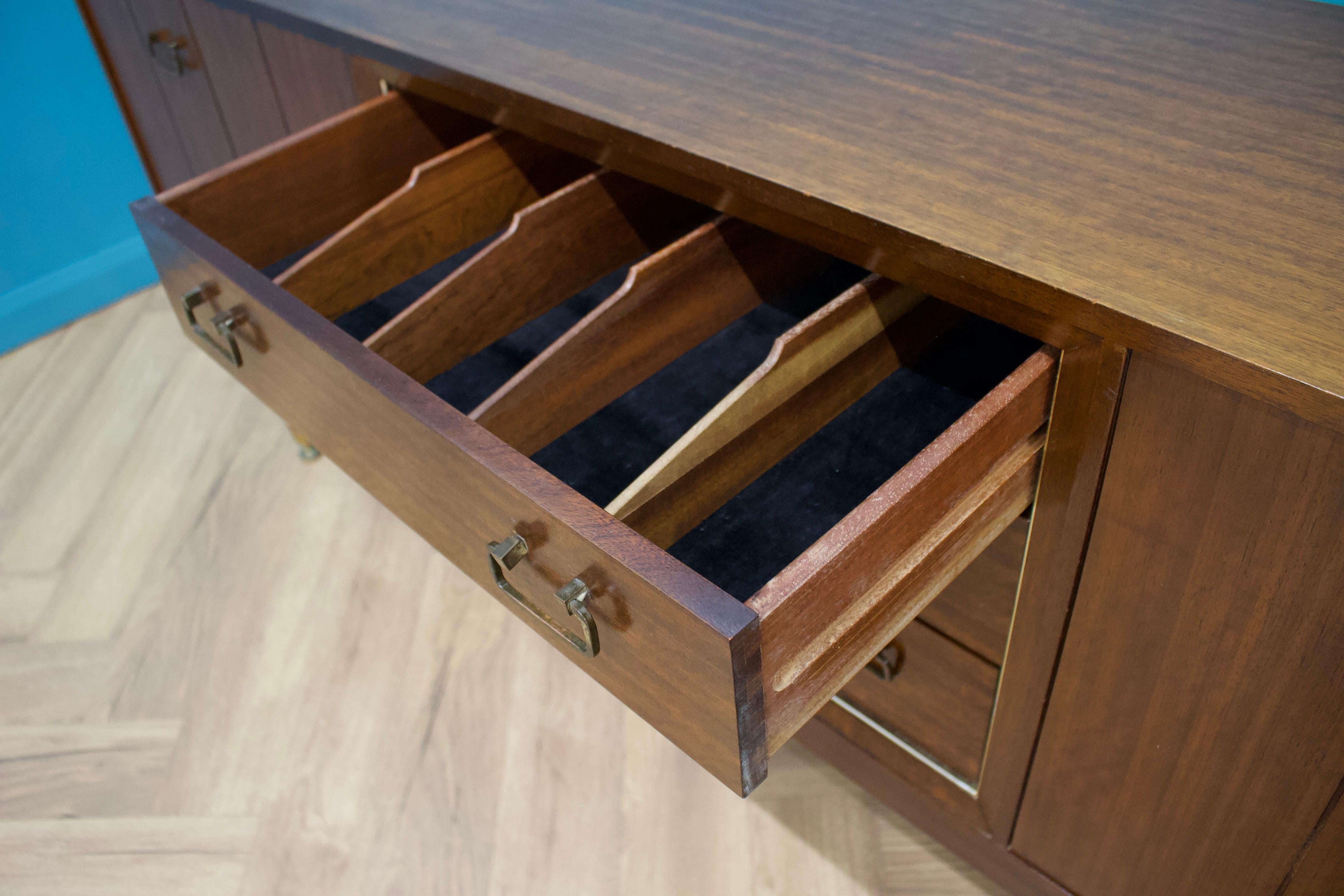 Veneer Tola Sideboard from G-Plan, 1960s For Sale