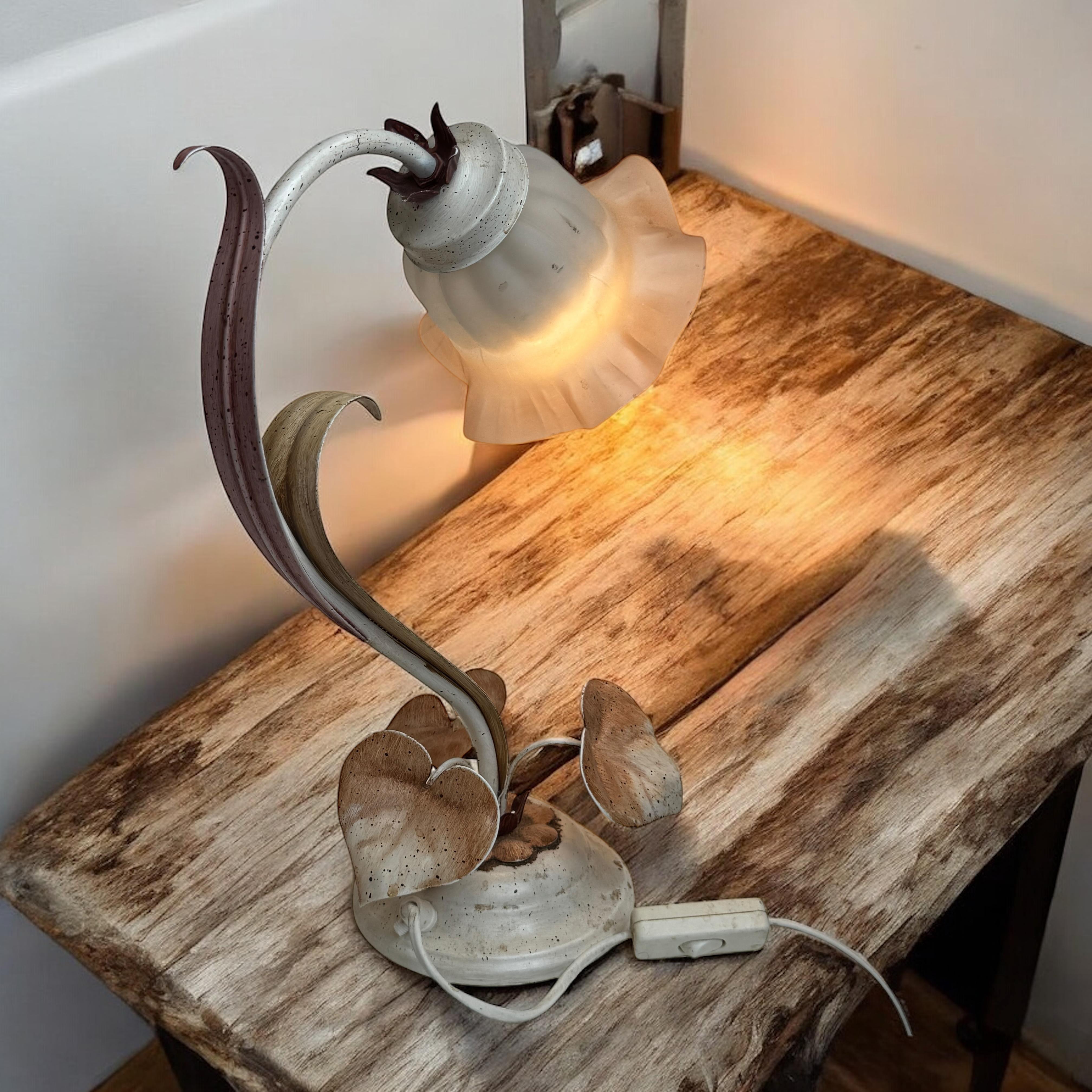 Tole Florence Glasschirm-Tischlampe Vintage Eglo Leuchten Österreich, 1970er Jahre im Angebot 2