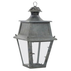 Laterne aus Tole, Glas und Eisen