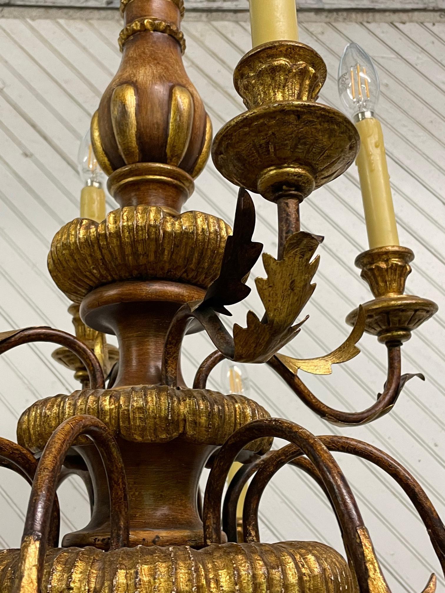 Late 20th Century Tole Metal and Wood 12-Arm Chandelier For Sale