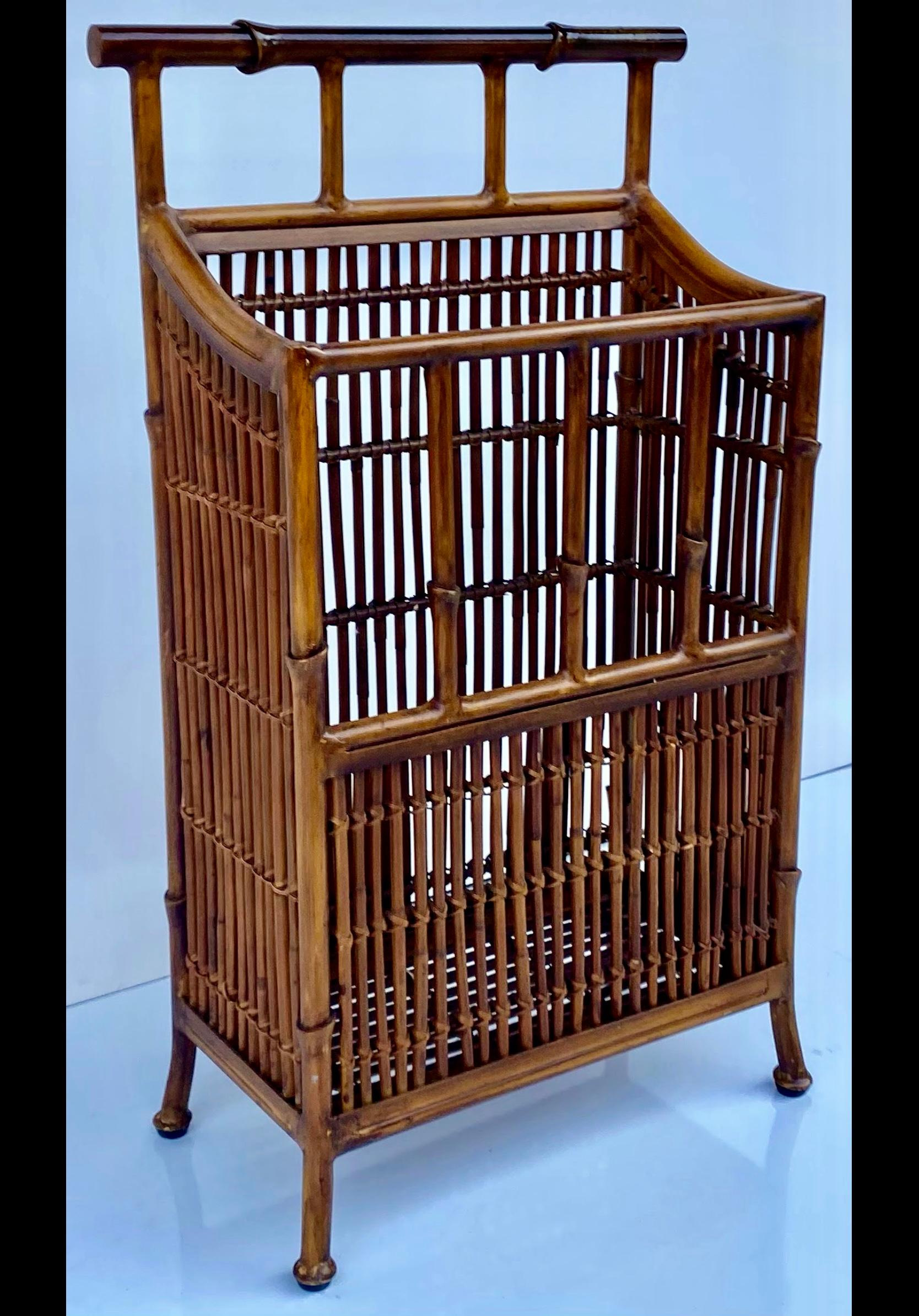 Tole Metal Faux Bamboo Magazine Rack / Umbrella Stand Att. Maitland - Smith In Good Condition For Sale In Kennesaw, GA