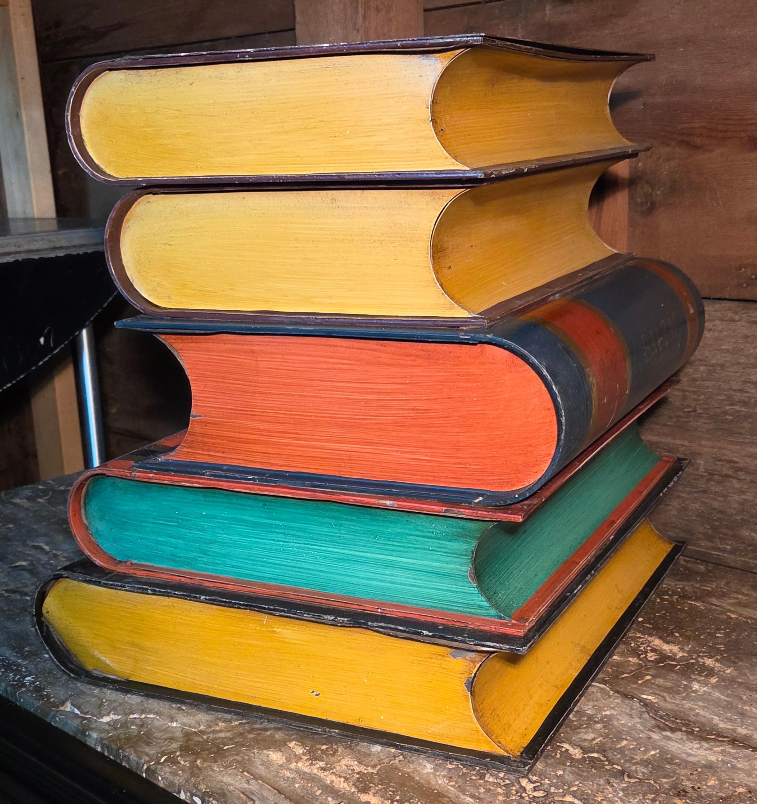 Tole Painted Italian Lidded End Table Marblized End Papers In Good Condition For Sale In Camden, ME