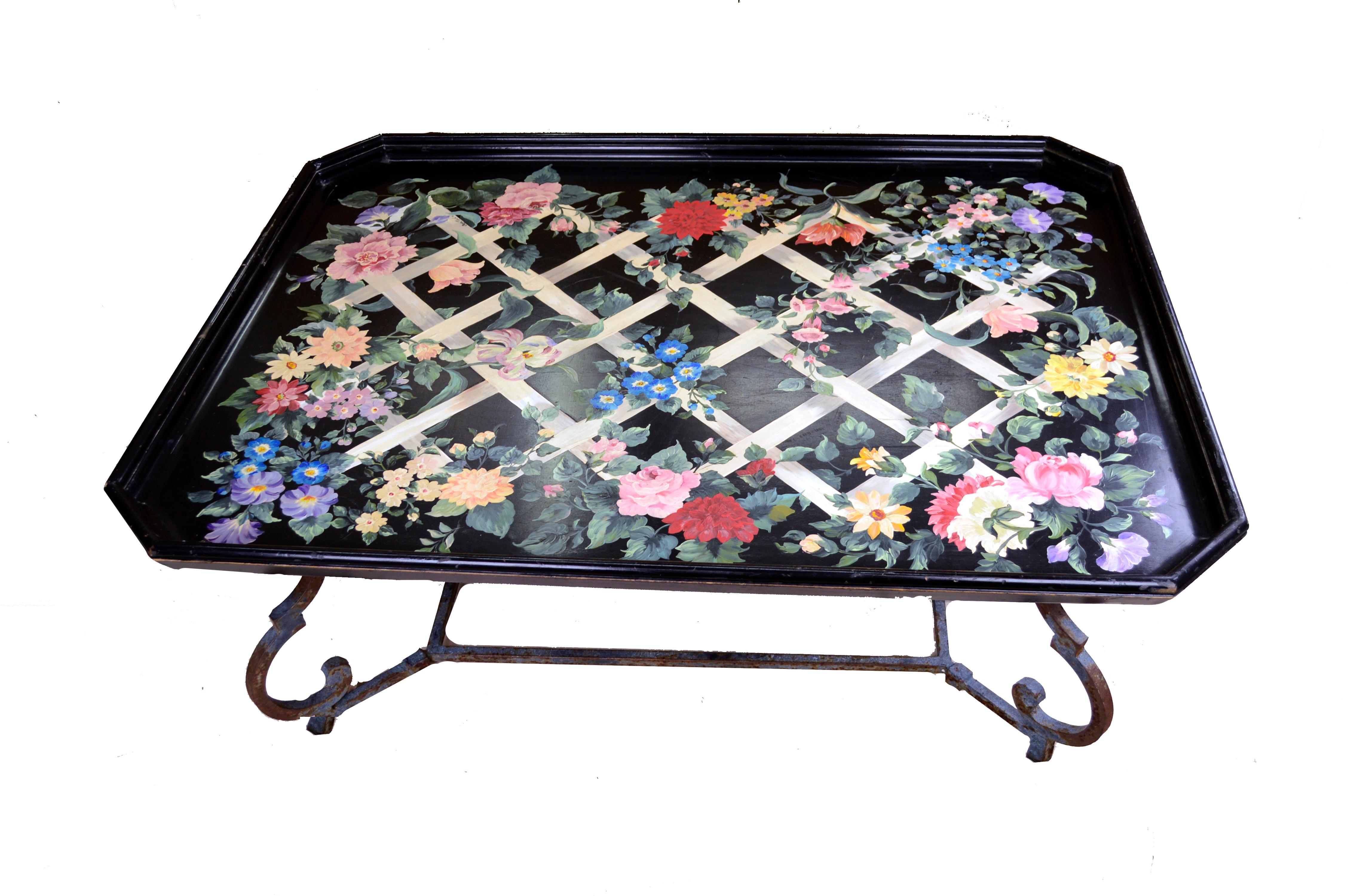 Tole Painting Lattice Work design Large Tray Table Painted by Shari Tipich For Sale 1