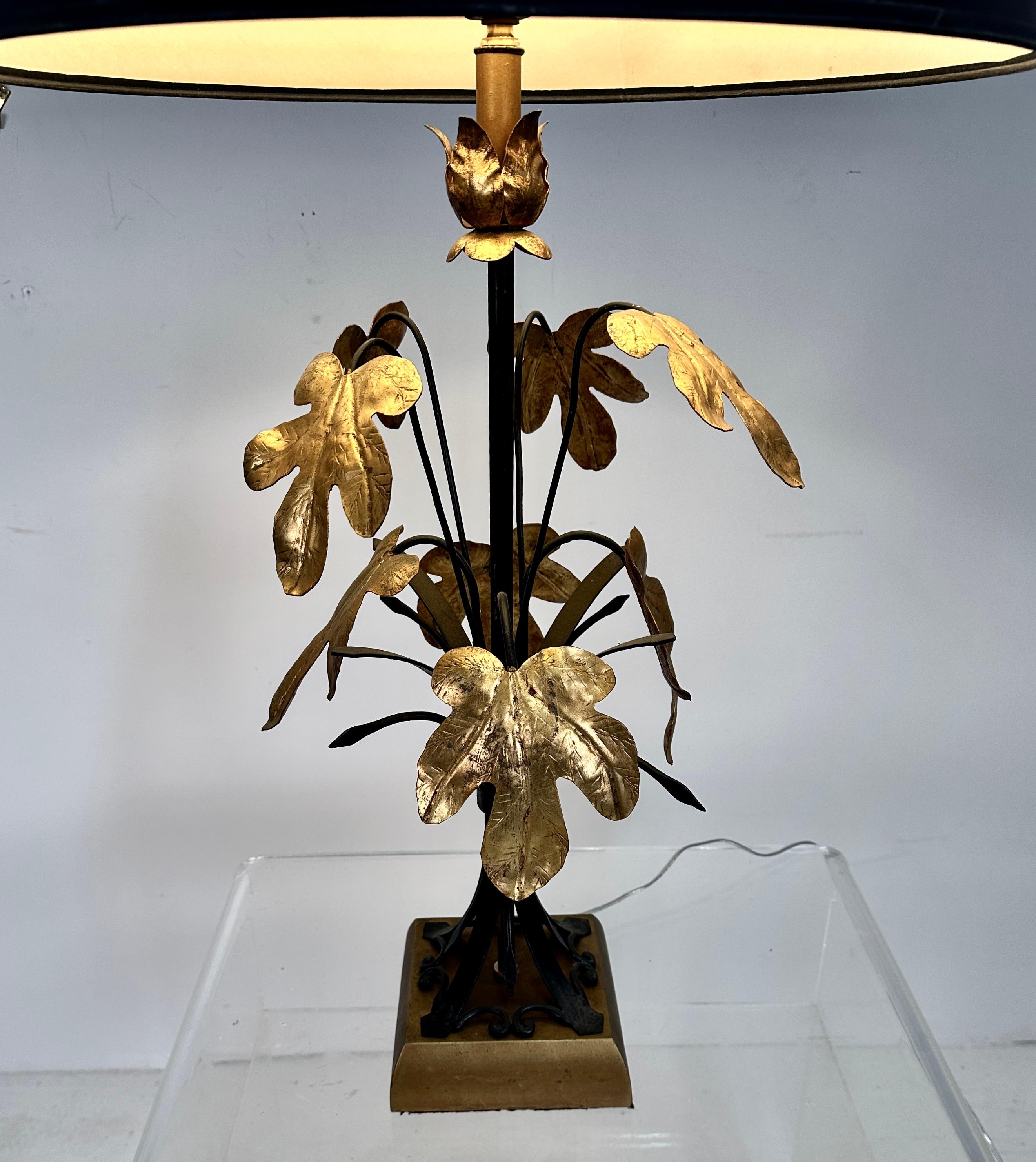 Hollywood Regency Tole table Lamp w/ Gilt Oak Leaf Decoration, Italy c 1950s For Sale