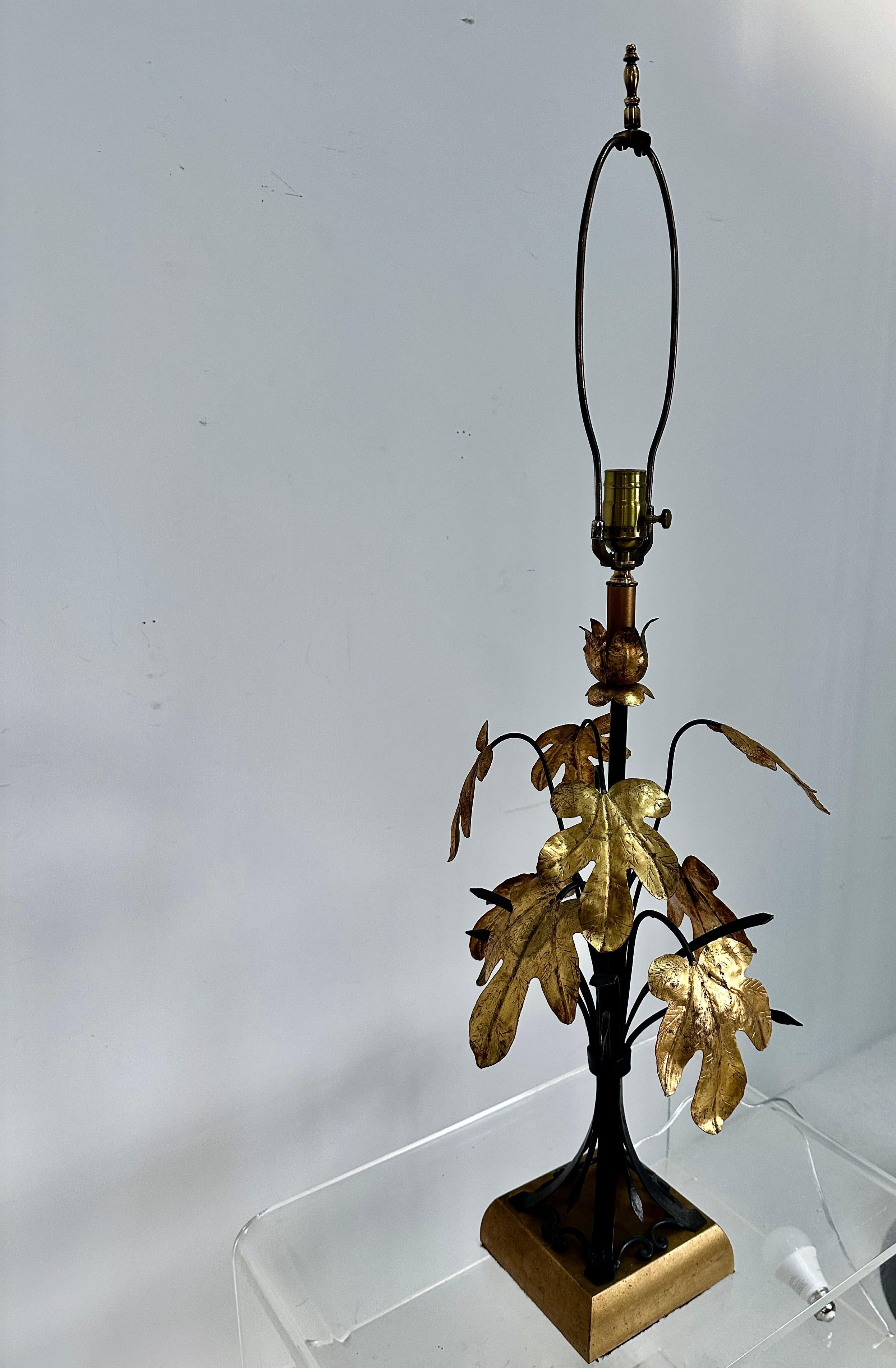 Tole table Lamp w/ Gilt Oak Leaf Decoration, Italy c 1950s For Sale 2