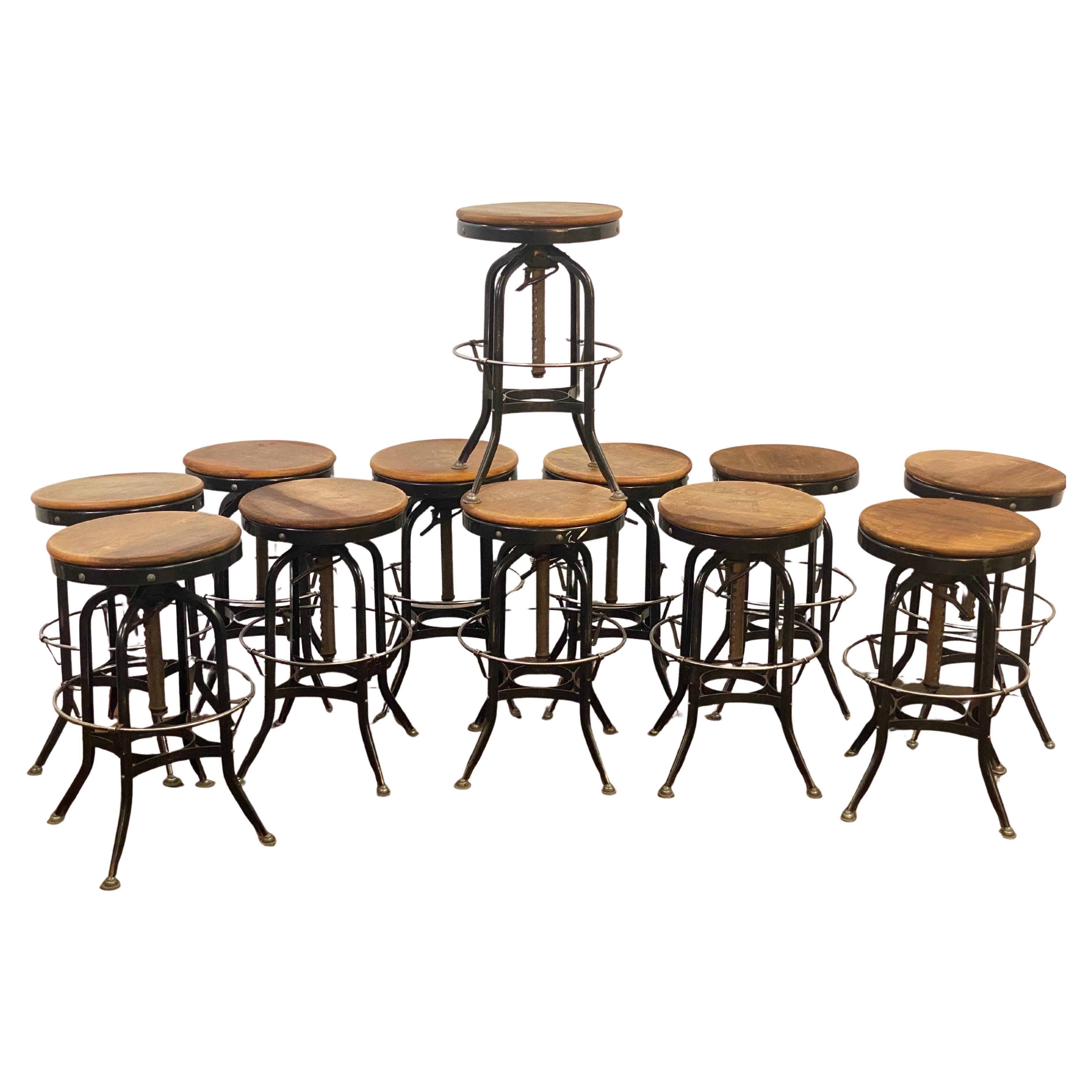 Toledo Metal Furniture Company Tabourets industriels en acier UHL, lot de 12