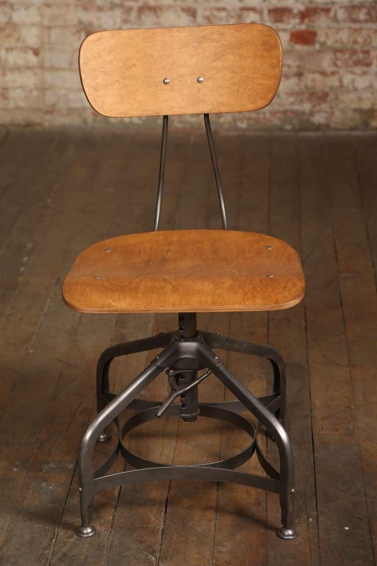 Américain Original Toledo Bent Plywood Adjustable Swivel Side Chair en vente